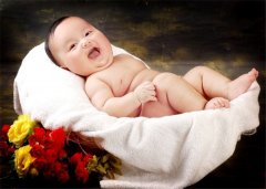 【愛心+創(chuàng)意】寶貝成長紀(jì)念冊怎么做？